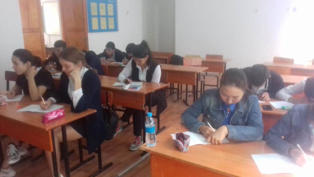 «Жібек жолы мектеп-лицейі» КММ  «Астана – бейбітшілік бесігі» атты тақырыпта жалпықазақстандық ашық диктанты өтті. 