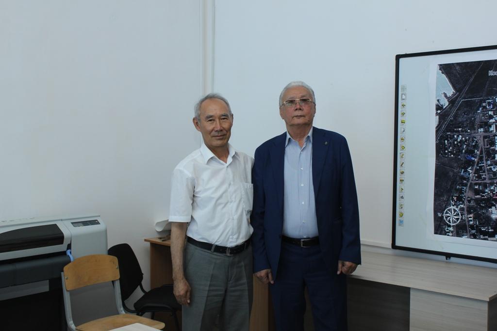 Академик Оңғарбек Әліпбеки атындағы кабинет ашылды.