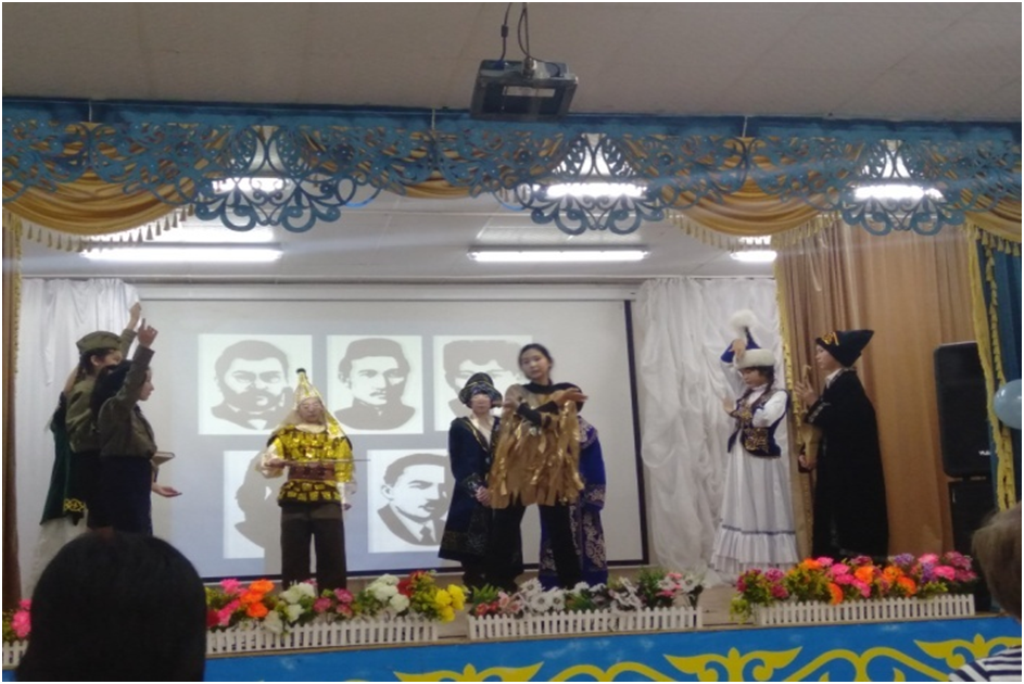 «Елімнің бақытын тербеткен Тәуелсіздік»  тақырыбында Тәуелсіздік күніне арналған «Болашақ» шаңырағының  ұйымдастыруымен мерекелік кештің өту барысы.