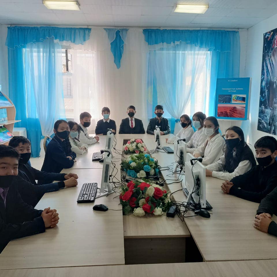 Парасат дебат клубы