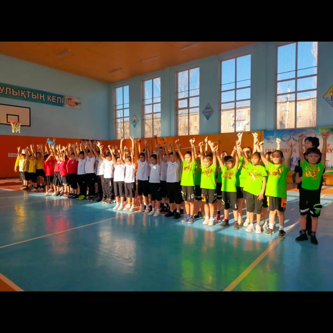 Көңілді старт өтті