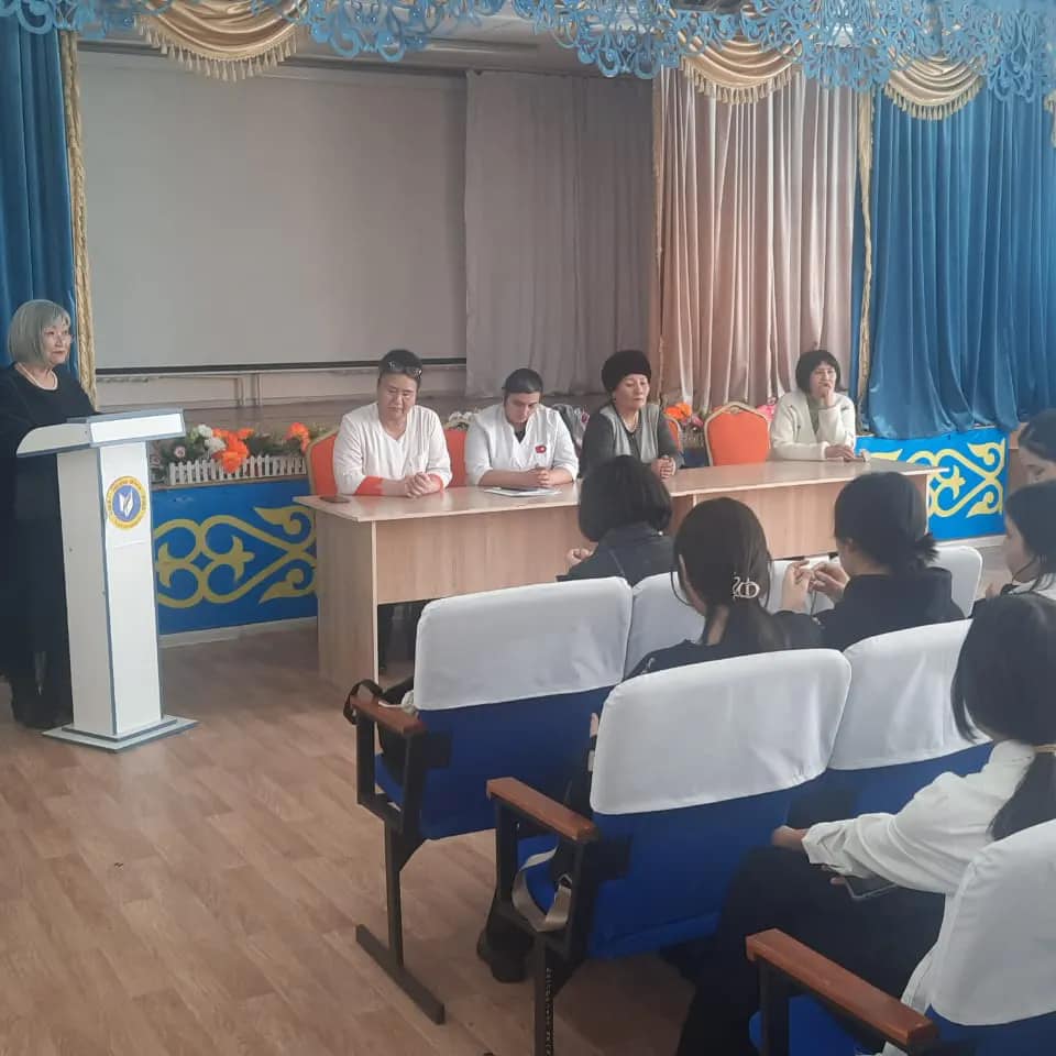 2023-жылдың 20-қаңтар күні 7-9 сынып  қыздары  арасында  «Ұлтыңды  тәрбиелеймін  десең,  қызыңды  тәрбиеле»  атты  қыздар  жиналысы  өтті.